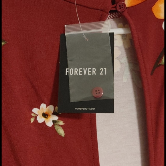 Forever 21 floral dress - Picture 4 of 4